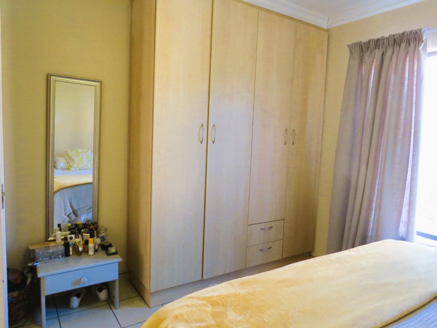 2 Bedroom Property for Sale in Vredenhof Sh Free State
